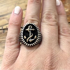 Men’s Silver Anchor ring!